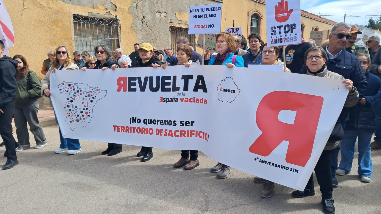 La Revuelta de la España Vaciada se planta contra la especulación y  reivindica los pueblos como "espacios de oportunidades" 