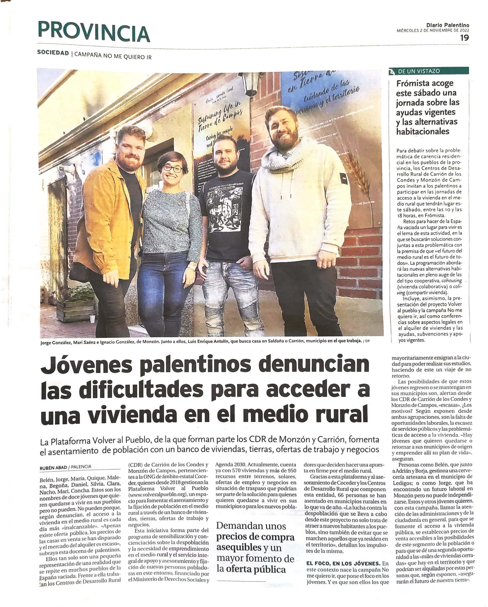 Página del periódico del diario Palentino con la foto de cuatro jóvenes